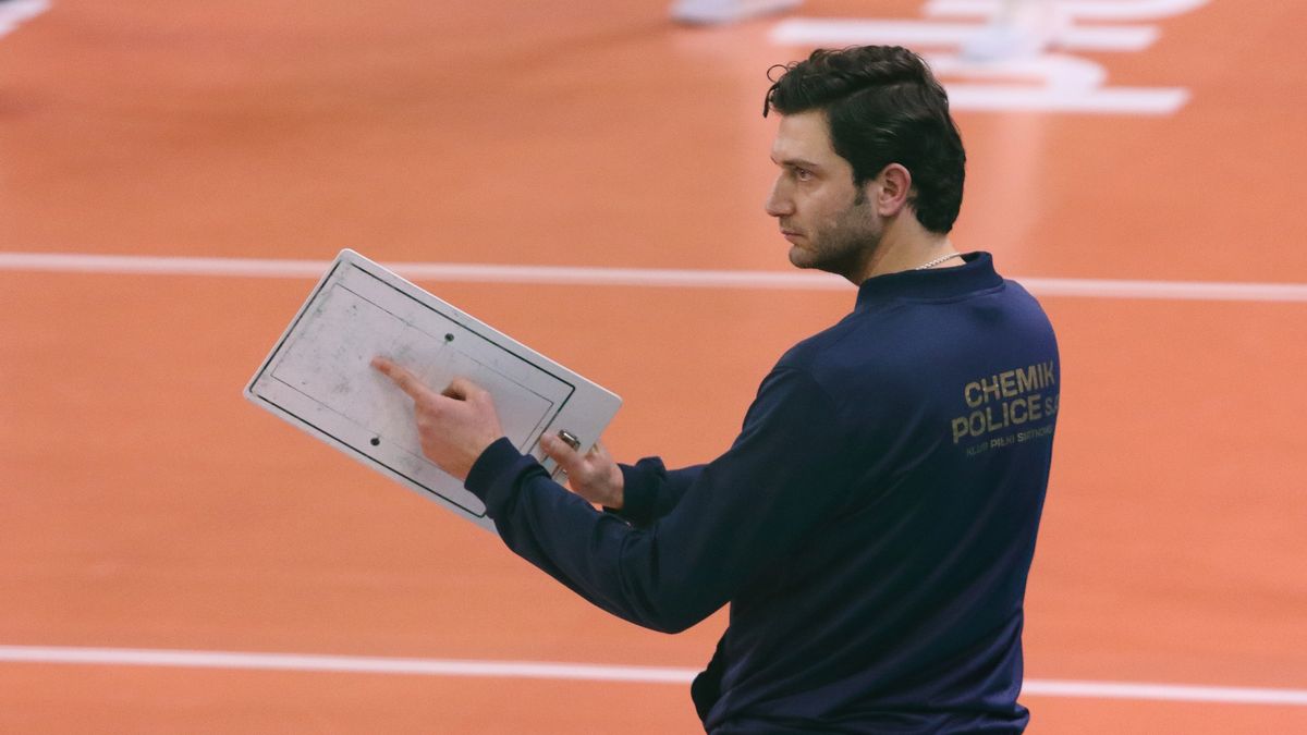 WP SportoweFakty / Justyna Serafin / Na zdjęciu: trener Ferhat Akbas