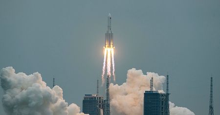 To już pewne. Naukowcy podają, kiedy rakieta spadnie na Ziemię