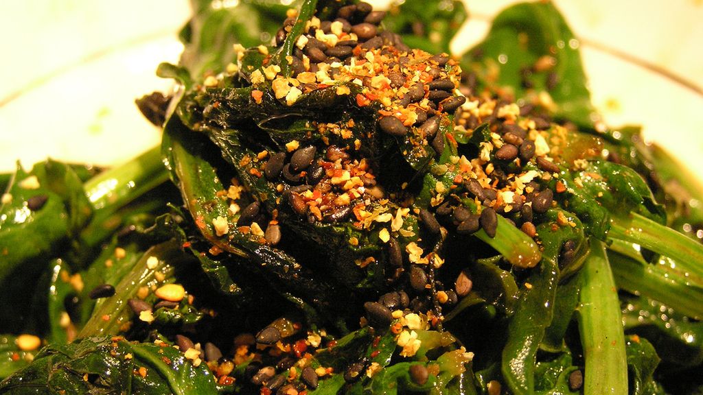 Szpinak w puszce (produkt i płyn)