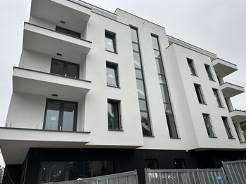 Radom. Trwa budowa reprezentacyjnego apartamentowca