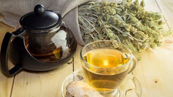 1 łyżeczkę zalewam gorącą wodą i parzę jak herbatę. Łagodzi rewolucje żołądkowe, poprawia pamięć