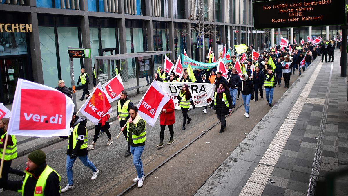 Strajk pracowników transportu publicznego w Hanowerze, 3 marca 2023 roku