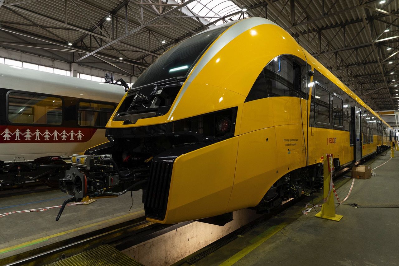 RegioJet wkrótce otrzyma pociąg Pesy na testy. Prędkość: do 200 km/h