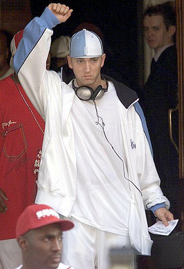 Eminem jest okropnym człowiekiem. I mu nie staje