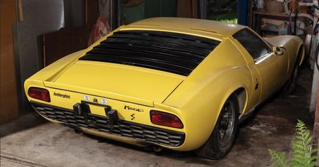 To lamborghini miura stało nieużywane w garażu. Może być warte nawet 1,2 mln dolarów
