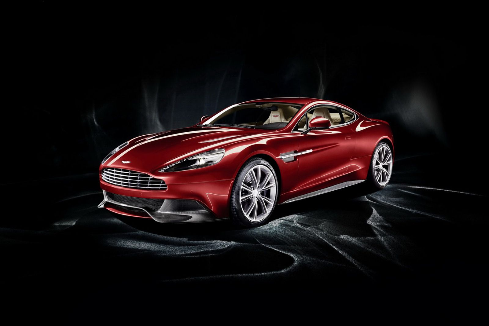 2013 Aston Martin Vanquish - uczta dla oczu [galeria] 39