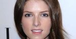 Anna Kendrick woli skromnie