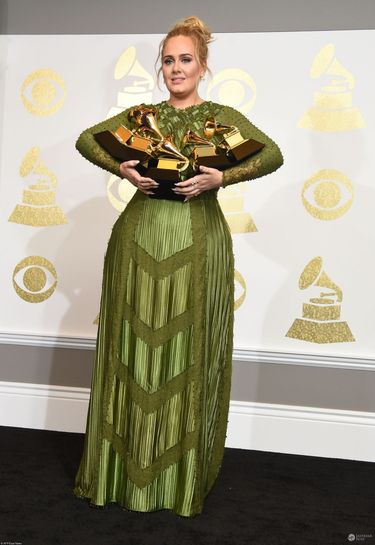 Adele otrzymała 5 nagród Grammy 2017