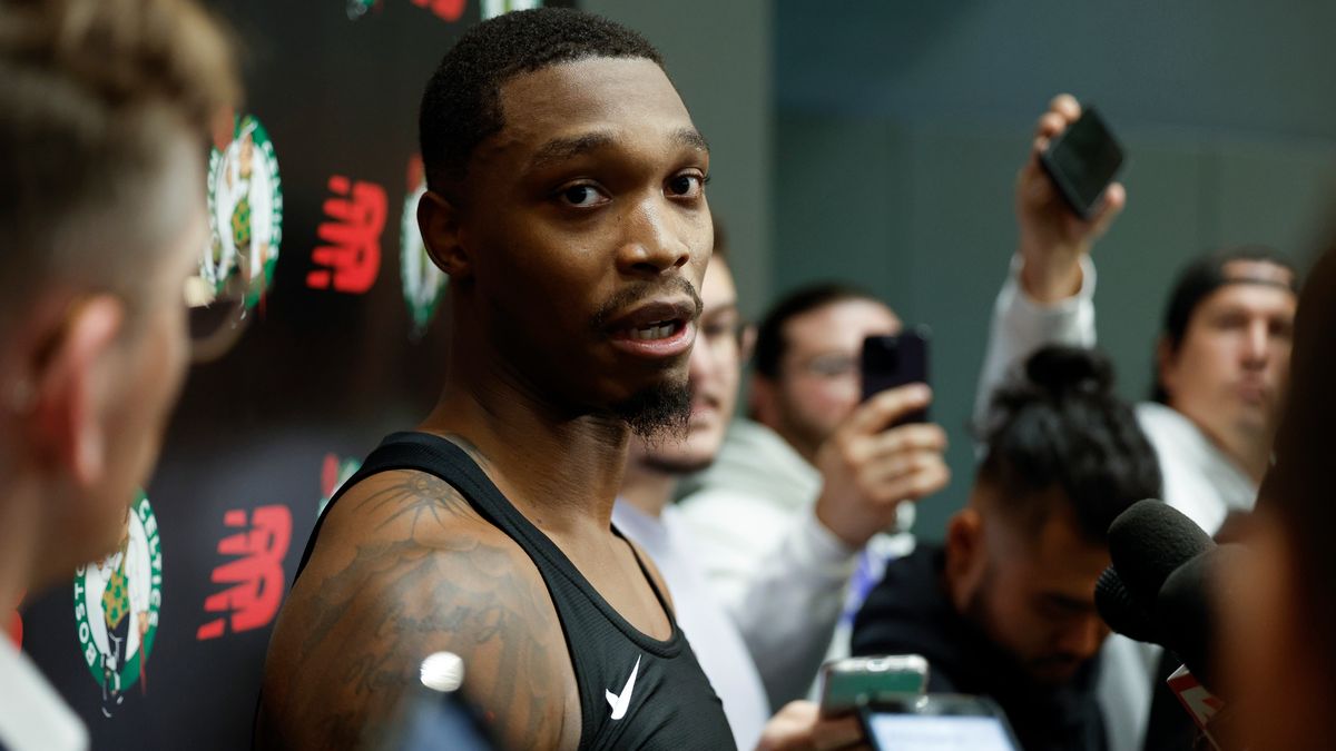 Getty Images / Danielle Parhizkaran/The Boston Globe via Getty Images / Na zdjęciu: Lonnie Walker IV