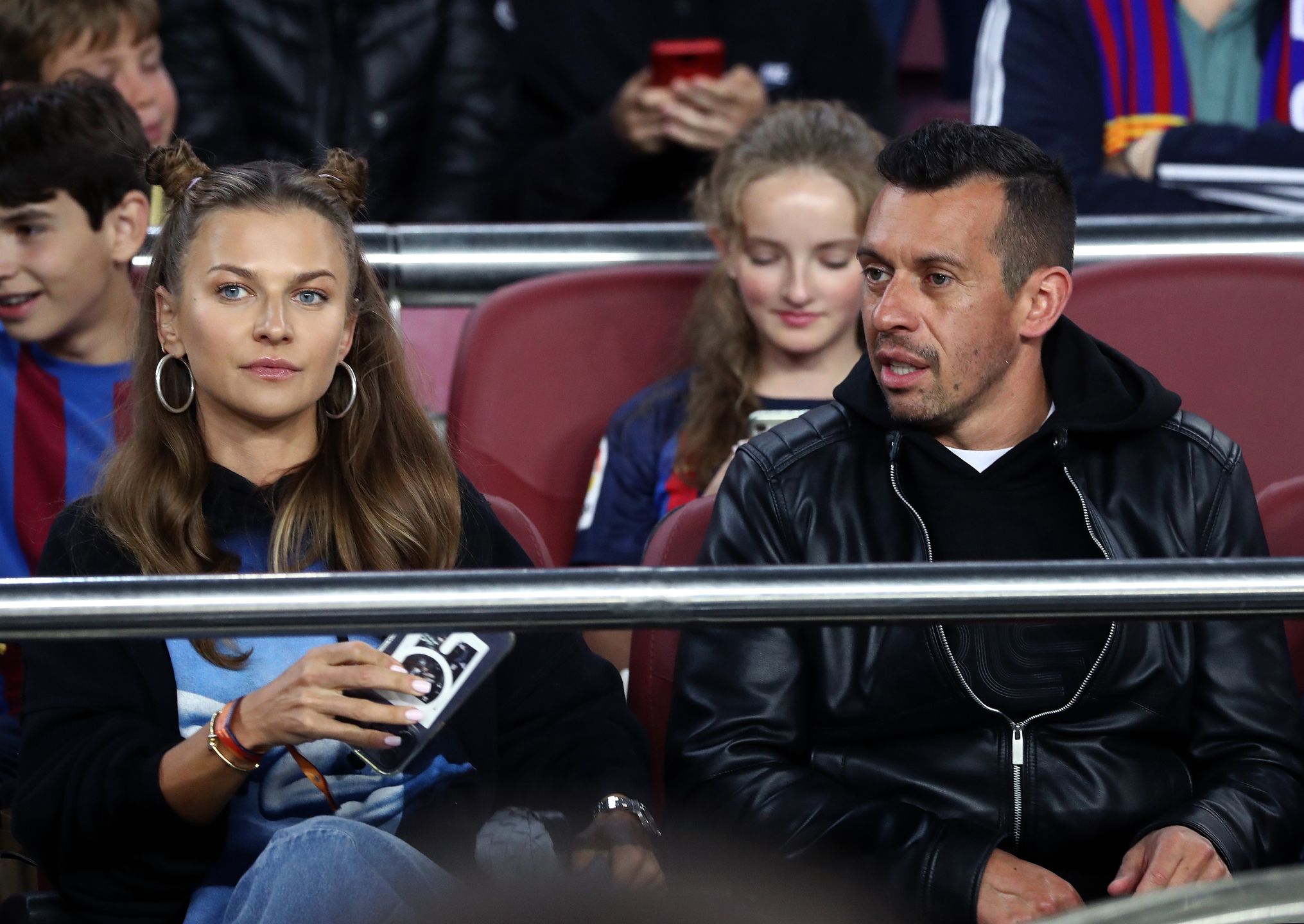 Anna Lewandowska kibicuje Robertowi z trybun Camp Nou