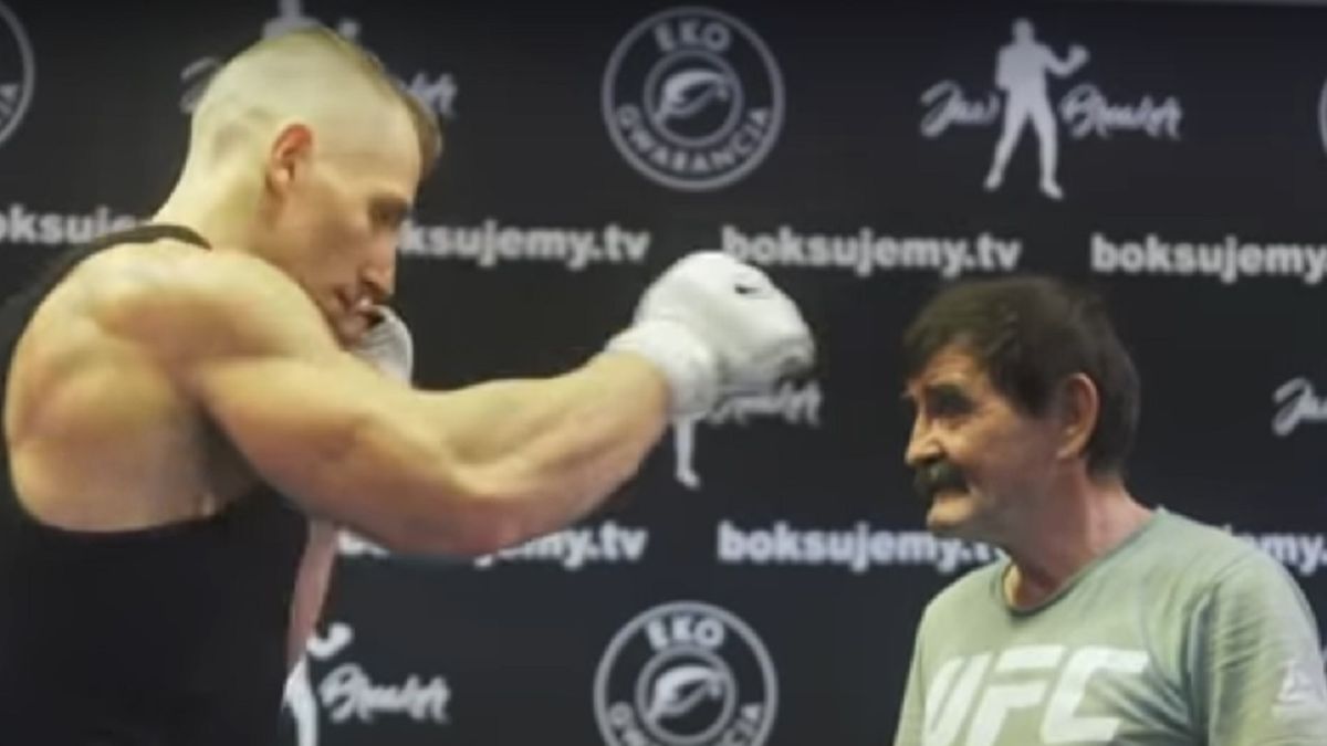 Michał Owczarzak Trains under the direction of Zbigniew Raubo