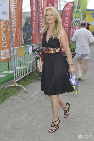 Grażyna Torbicka w czarnej sukience, Dwa Brzegi 2016