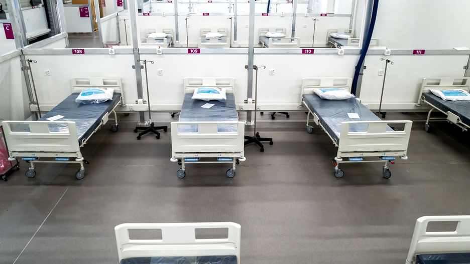 Koronawirus w Polsce. Szpital tymczasowy we Wrocławiu prawie gotowy. Na razie nie jest jednak potrzebny