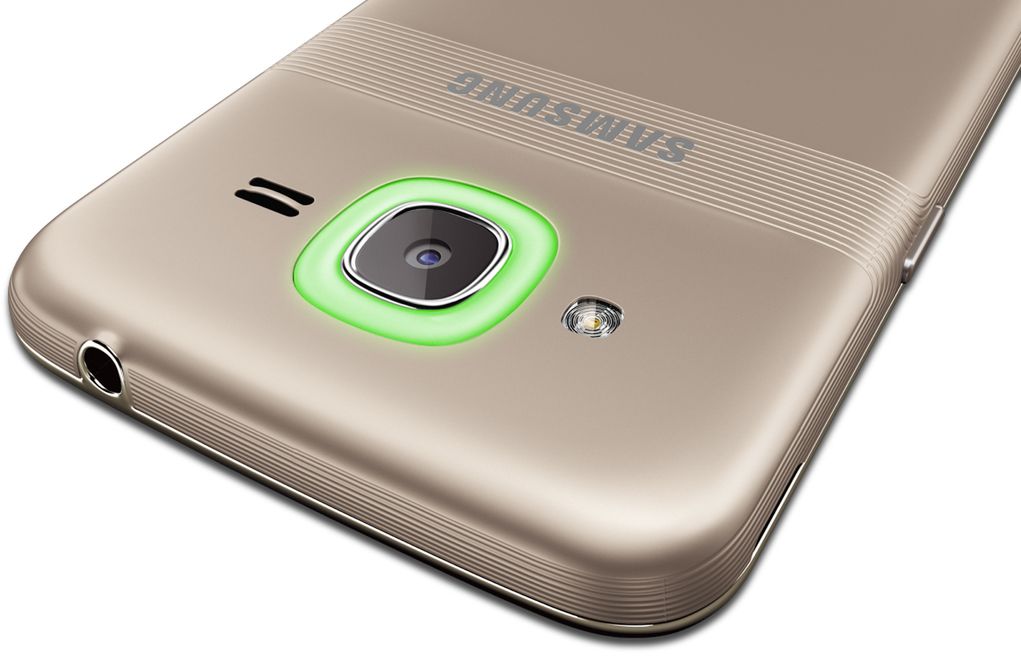 Galaxy J2 (2016) ze Smart Glow oficjalnie 2