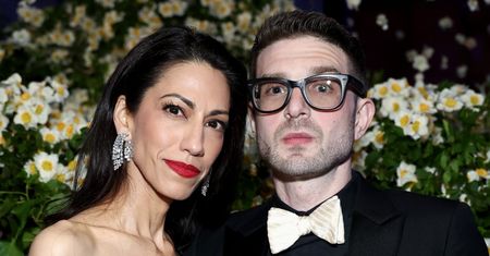 Alex Soros WZIĄŁ ŚLUB! Miliarder urządził dwie ceremonie: żydowską i muzułmańską. Panna młoda postawiła na skromną kreację