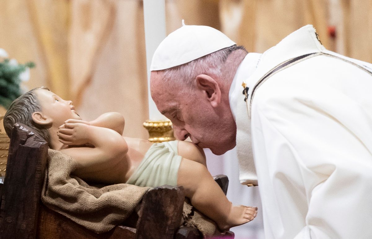 Pasterka w Watykanie. Papież Franciszek: Nie czekajmy, aż Kościół stanie się doskonały