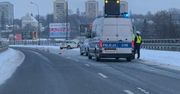 Lublin: Na al. Tysiąclecia auto uderzyło w barierę energochłonną