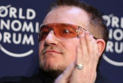 Bono zarabia na Facebooku