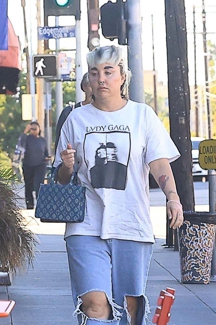 Amanda Bynes w Los Angeles, grudzień 2025