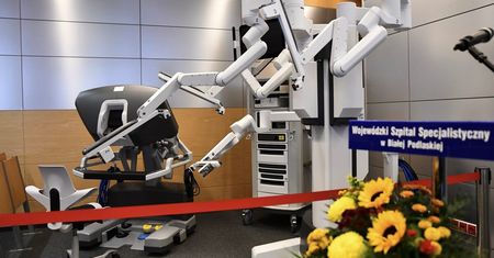 Nowoczesna chirurgia w Białej Podlaskiej – robot da Vinci już w szpitalu
