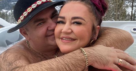 "Gogglebox". Agnieszka Kotońska nie wstydzi się starych zdjęć. Tak kiedyś wyglądała