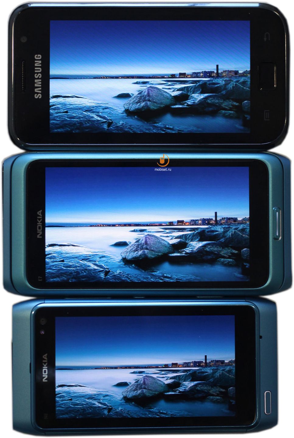 Nokia E7, Samsung Galaxy S i Nokia N8 - porównanie wyświetlaczy 4