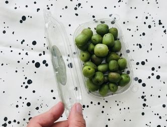 Minikiwi z Polski to hit. Polscy rolnicy zaczęli eksperymentować i oto efekt