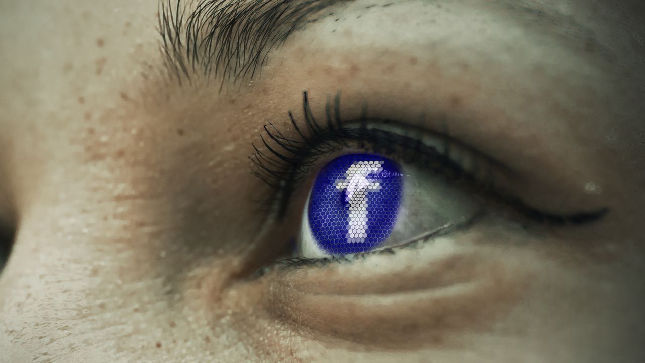 Sprawdź, jakie dane udostępniasz na Facebooku. Wie o tobie więcej, niż sądzisz