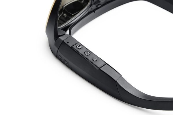 Mini Augmented Vision: samochód z własnym Google Glass. Kierowca z goglami rozszerzonej rzeczywistości 3
