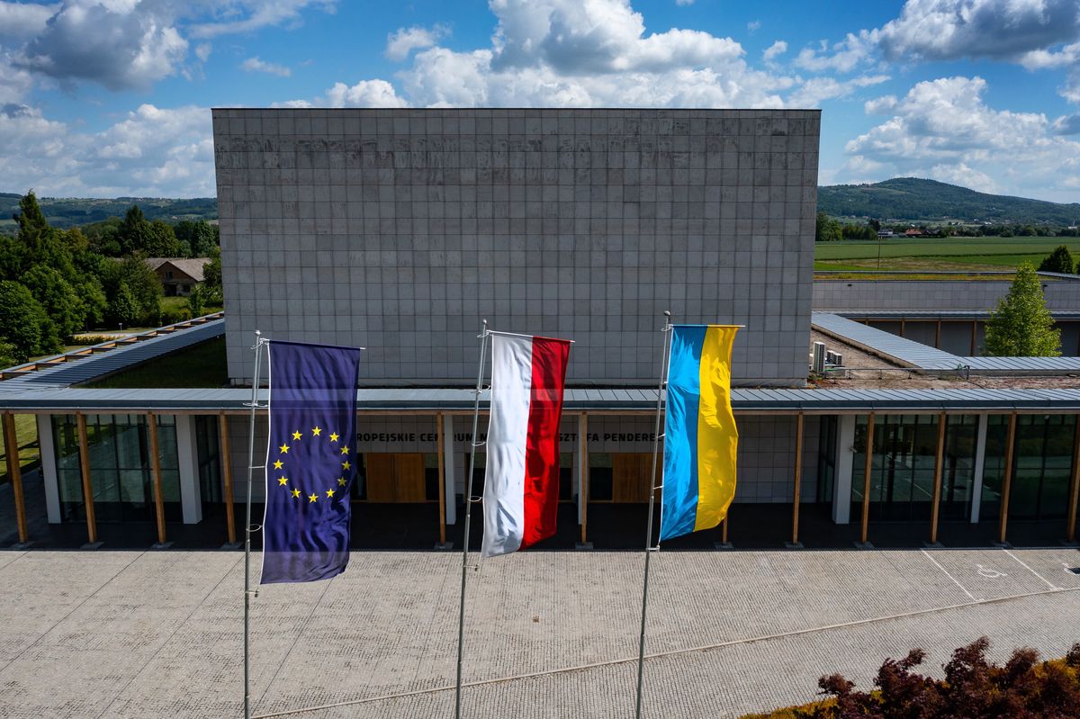 Lusławice, 28.05.2022. Europejskie Centrum Muzyki Krzysztofa Pendereckiego w Lusławicach, 28 bm. W centrum trwa rezydencja artystyczna Słobożańskiej Młodzieżowej Akademickiej Orkiestry Symfonicznej Ukrainy z Charkowa. (sko) PAP/Łukasz Gągulski