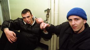 Przykuli się do grzejnika i zaczęli głodówkę. Tak walczyli o pieniądze