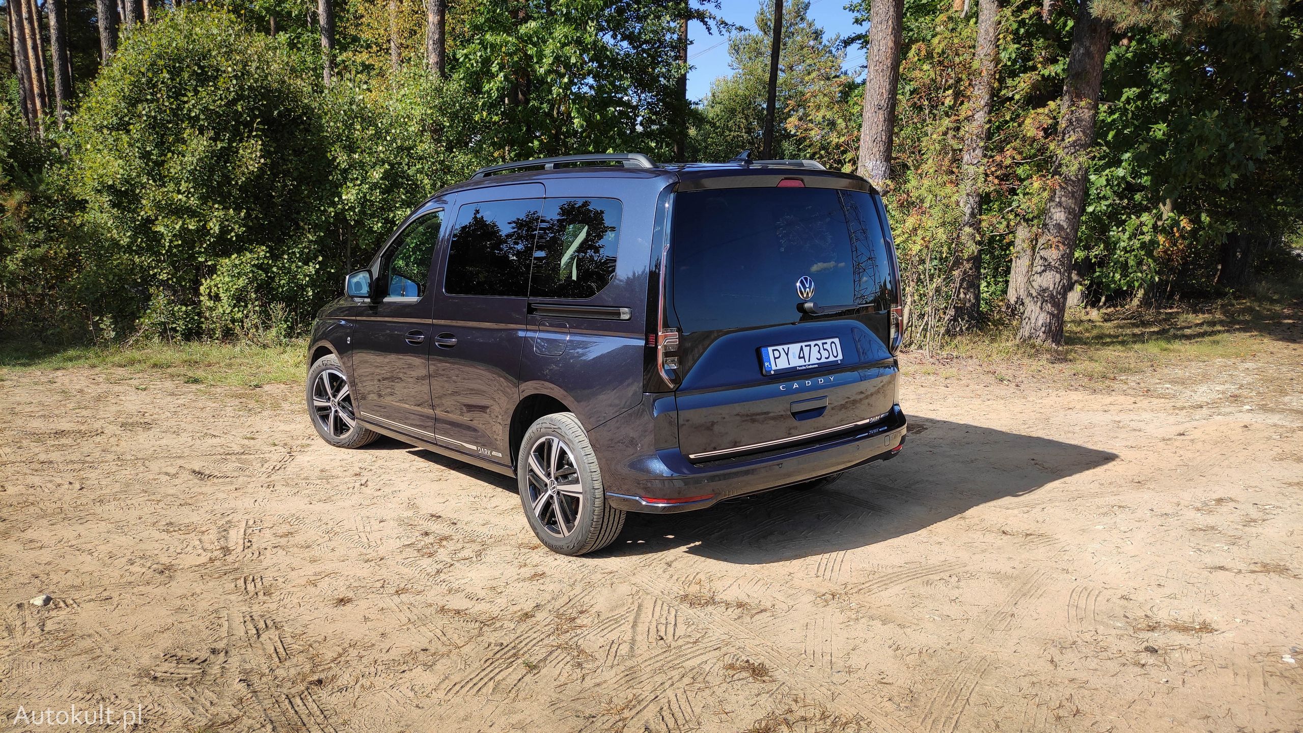 Volkswagen Caddy Dark Label