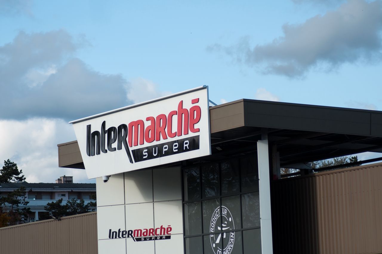 Intermarche odpowiada ws. sklepów obchodzących zakaz handlu za pomocą "klubu czytelnika"