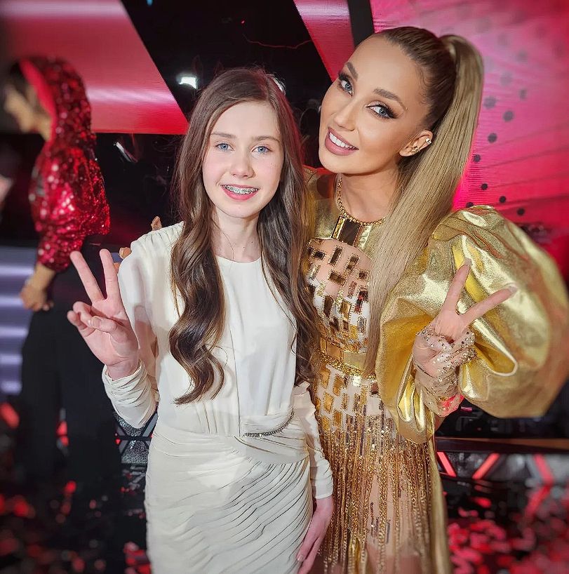 Cleo z dziećmi z "The Voice Kids"
