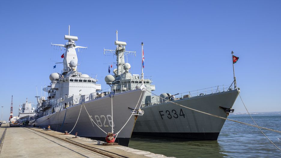 Dwa okręty NATO wpłyną do portu w Gdyni.