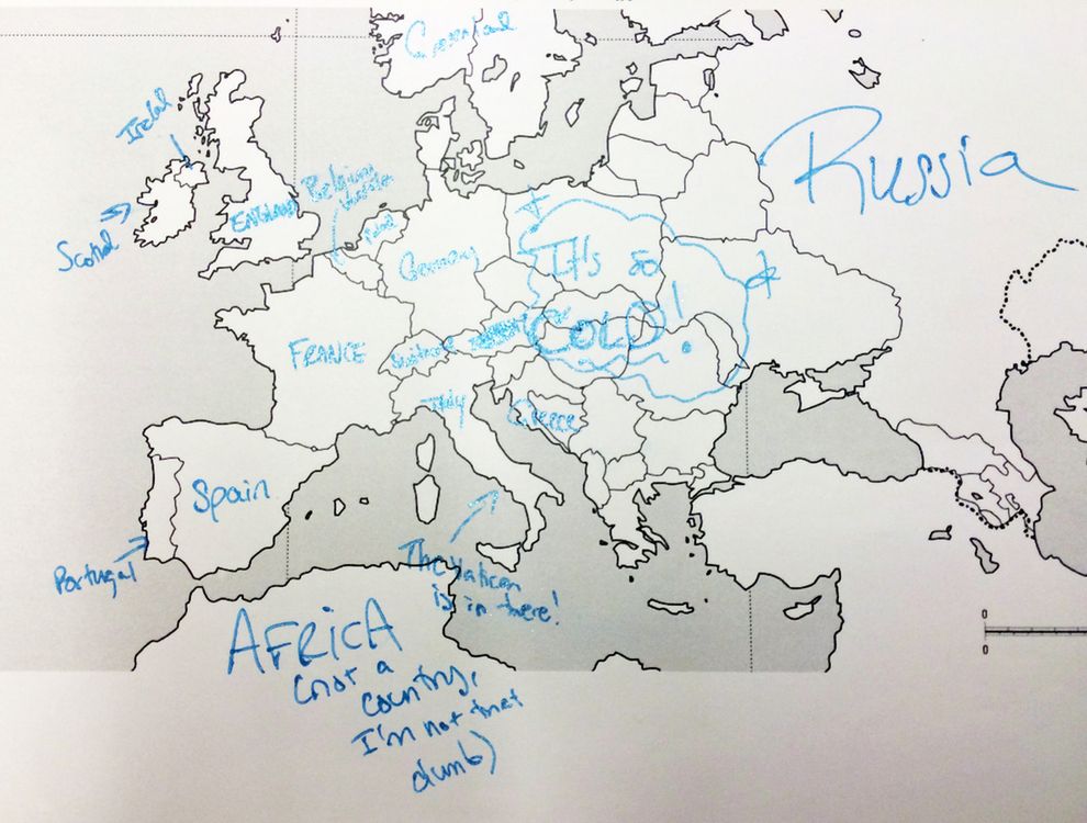 Amerykanie podpisują kraje na mapie Europy