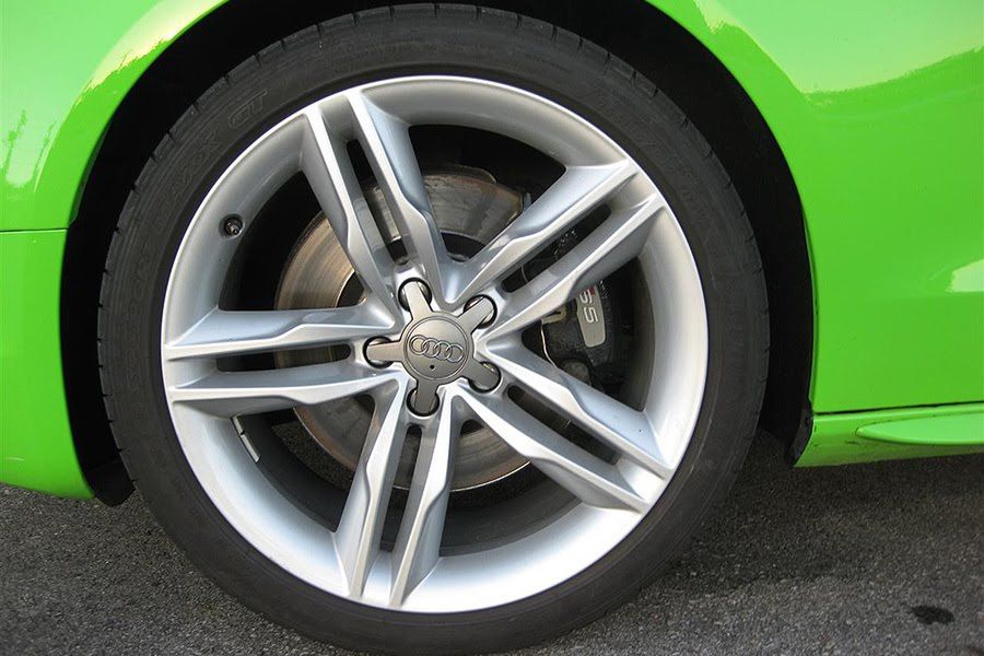 Audi S5  "Porsche Lime Green"