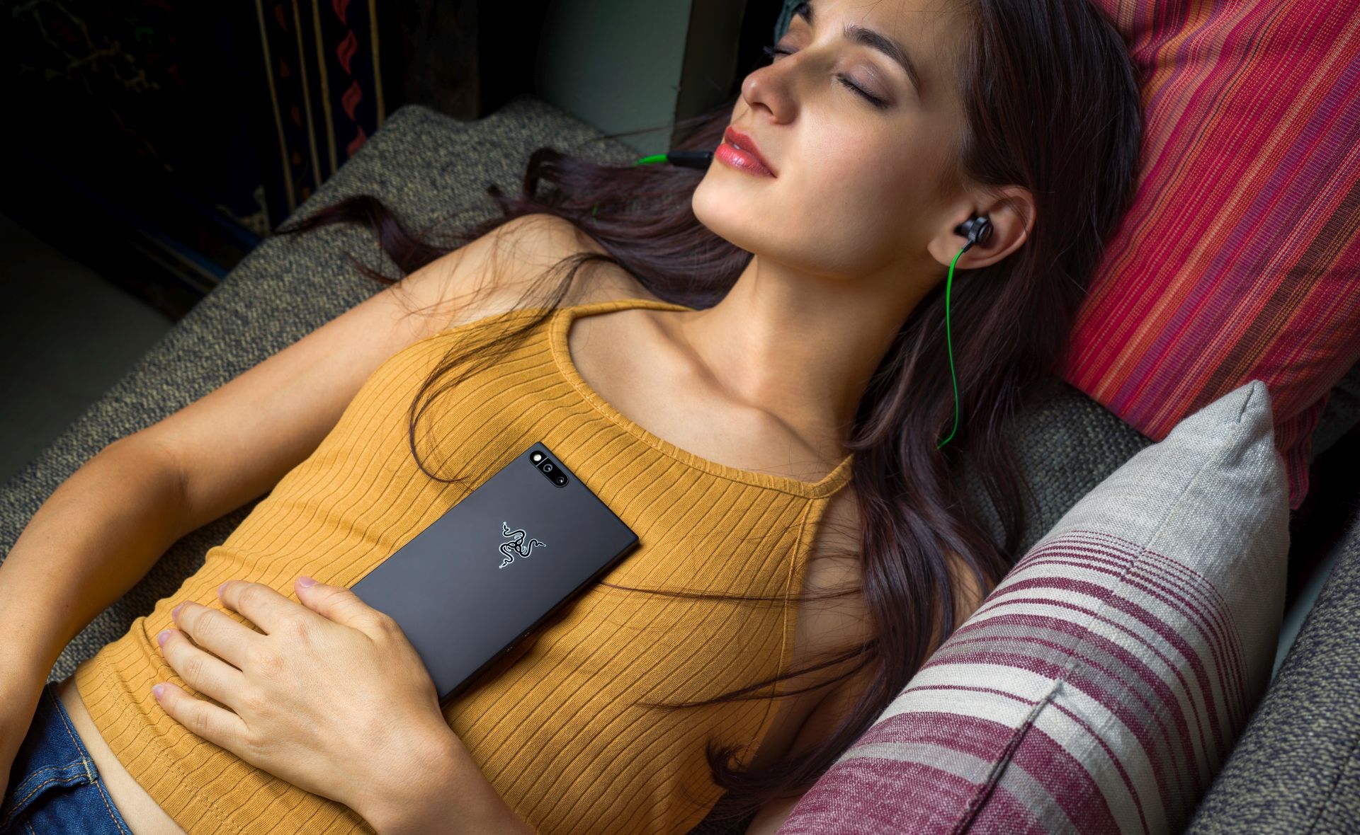 Razer Phone oficjalnie. Bardzo wydajny smartfon stworzony z myślą o graczach 7