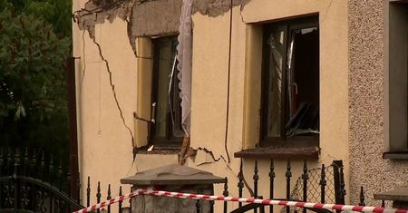 Eksplozja butli z gazem zniszczyła dom jednorodzinny w Jastrzębiu-Zdroju. Jedna osoba zginęła