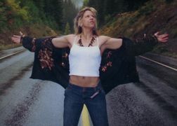 HBO HD Syrena: Głosy Shelley Beattie