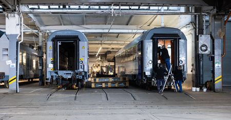 Wagony od polskiego producenta w PKP później. Oto szczegóły