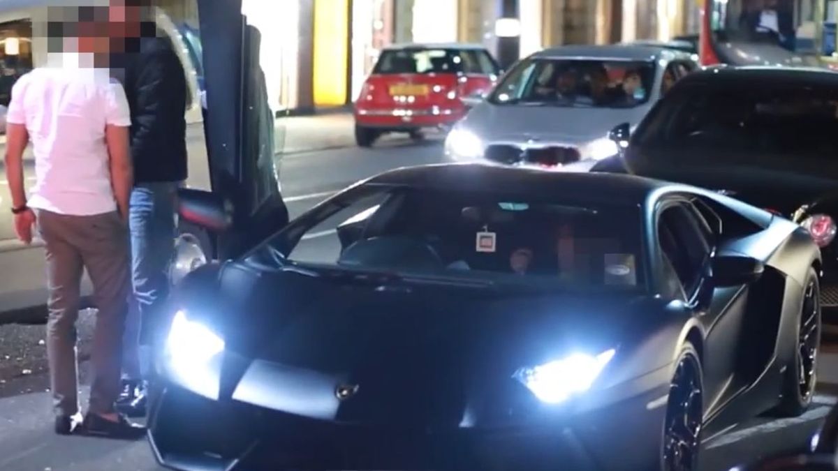 Londyńczycy mają dość ryczących supersamochodów 1