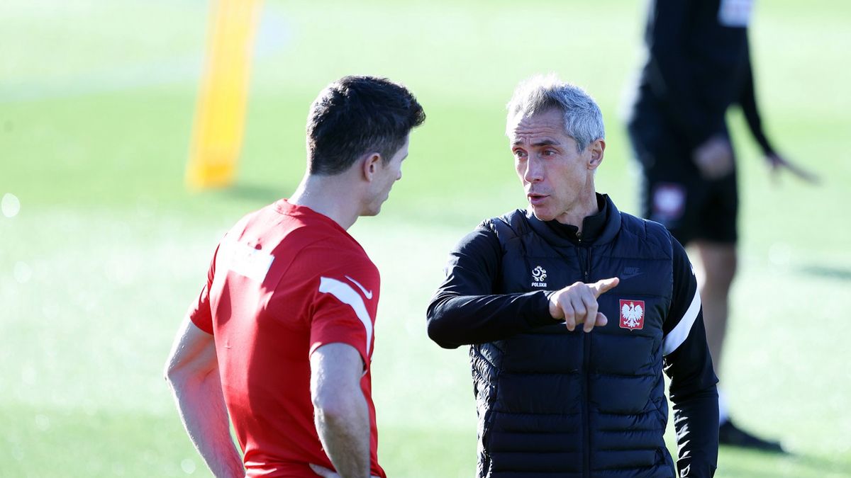 Newspix / PIOTR KUCZA/FOTOPYK / Na zdjęciu: Robert Lewandowski i Paulo Sousa