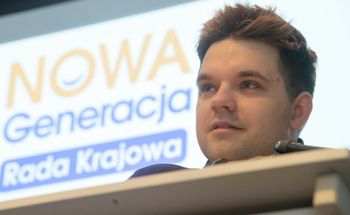 "Nie ma podstaw". Kacprzyk na razie pozostanie lekarzem