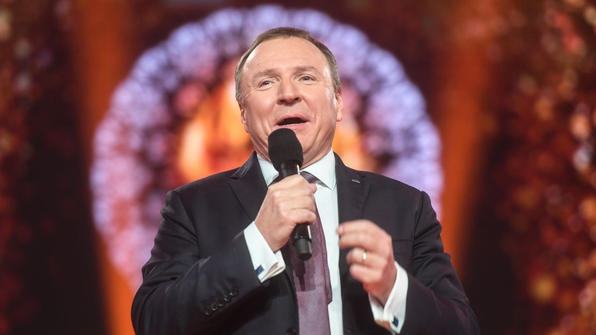 Jacek Kurski, prezes TVP, raportuje zysk w wysokości 198 mln zł.