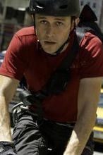 ''Premium Rush'': Joseph Gordon-Levitt pędzi na rowerze [wideo]