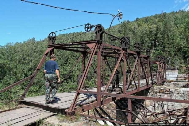 Bezawaryjna rosyjska hydroelektrownia. Działa nieprzerwanie już ponad 100 lat 13