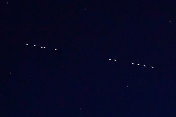 Nowa nadzieja dla astronomii. Satelity trzeba pomalować Vantablack 310