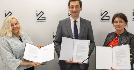 Sieć Badawcza Łukasiewicz udostępni osobom Głuchym klasykę polskiej i światowej li