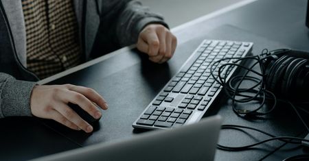 Aptiv. Grupowe zwolnienia w Krakowie. Posłowie zapowiedzieli interwencje